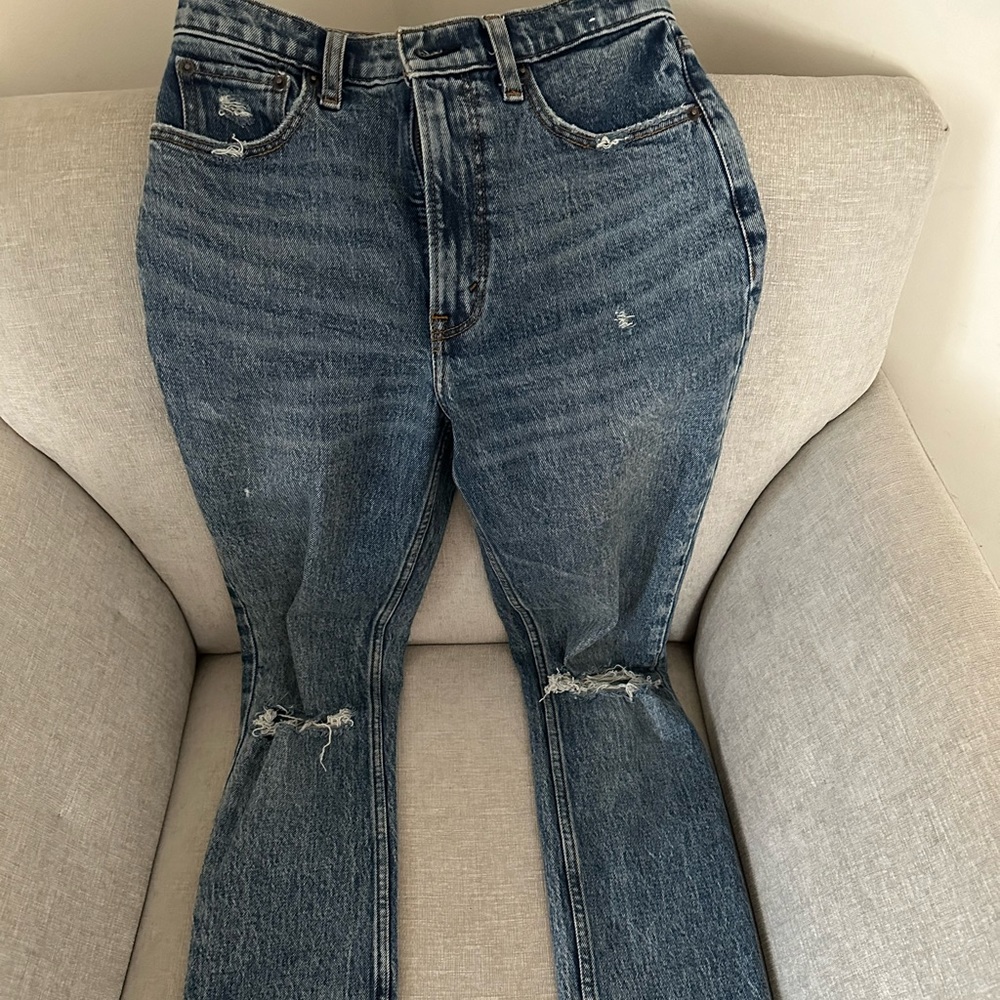 Abercrombie 90’s skinny hi rise- size 25s